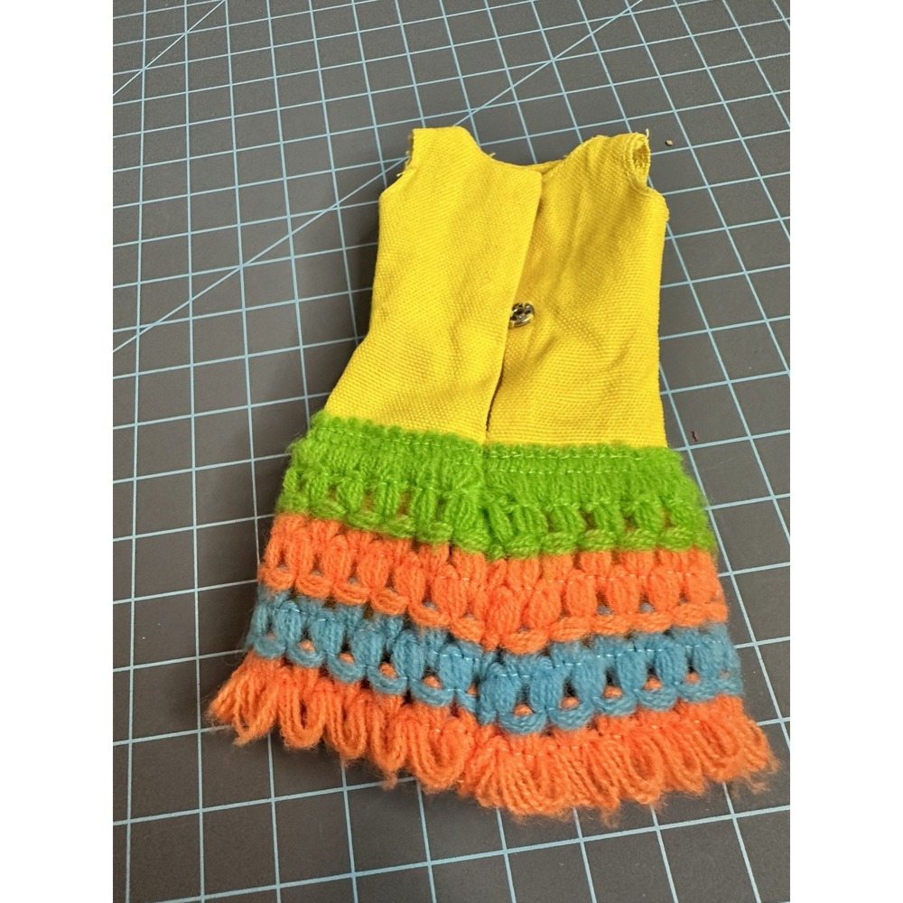 Vintage 1970 Barbie Fashion #1454 Loop Scoop Yellow Dress- RARE - Picture 2 of 5